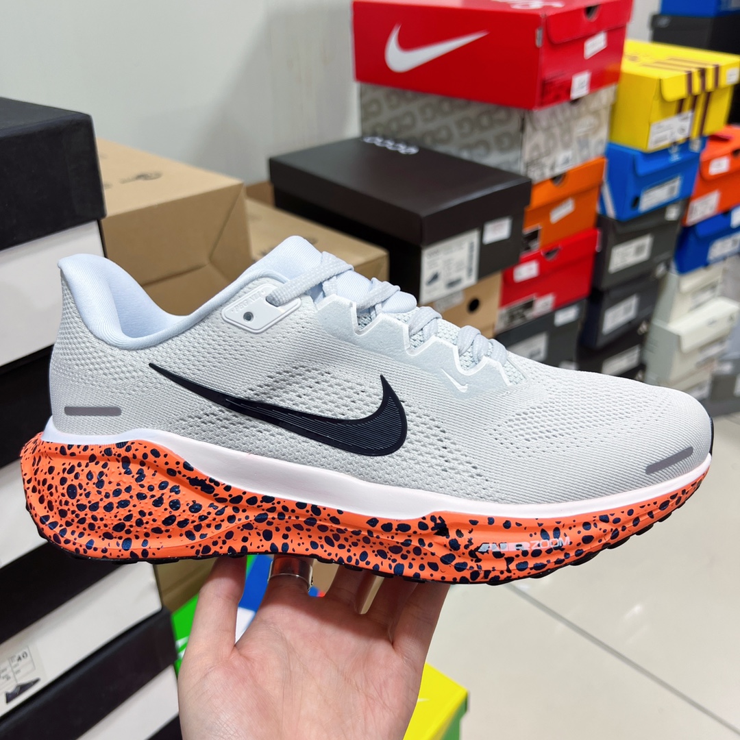 NIKE runner 100